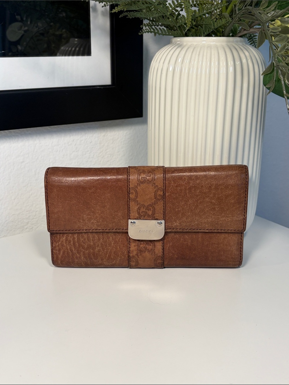 GUCCI GG Guccissima Leather Metal Bar Flap Continental Wallet - Picture 4 of 17